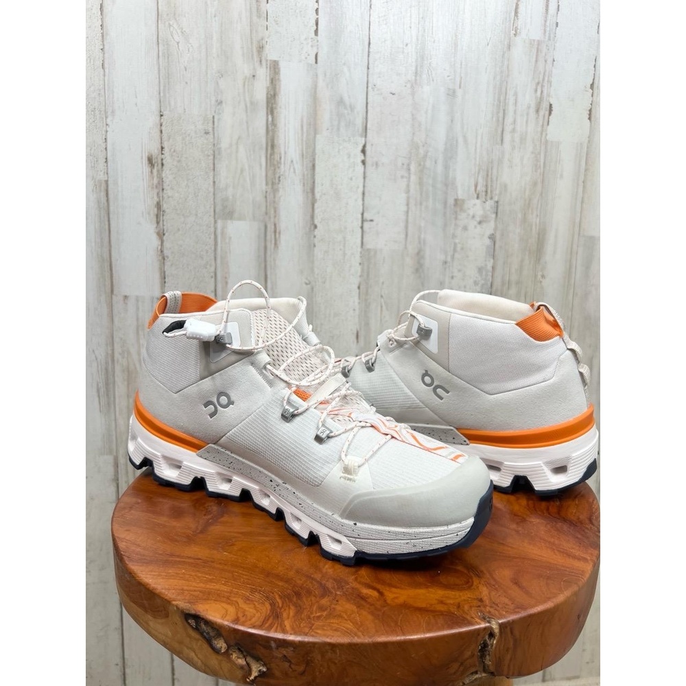 On Running Men's Athletic Shoes in White and Orange